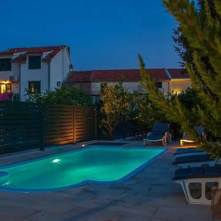 בית נופש Peaceful Oasis With Pool