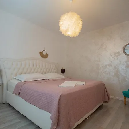 בית נופש Peaceful Oasis With Pool