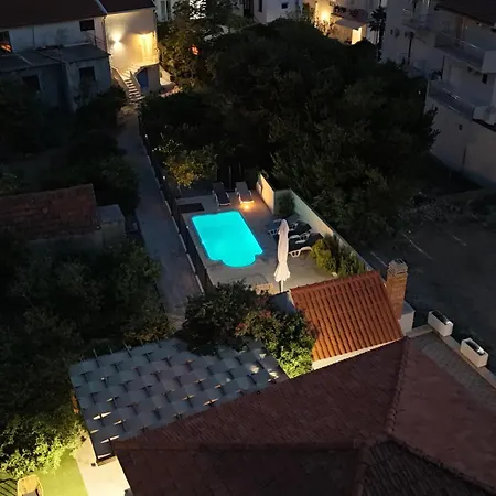Peaceful Oasis With Pool * Drvenik (Split-Dalmatia)
